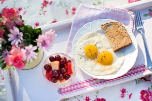 Foto: Frühstück mit Spiegeleiern